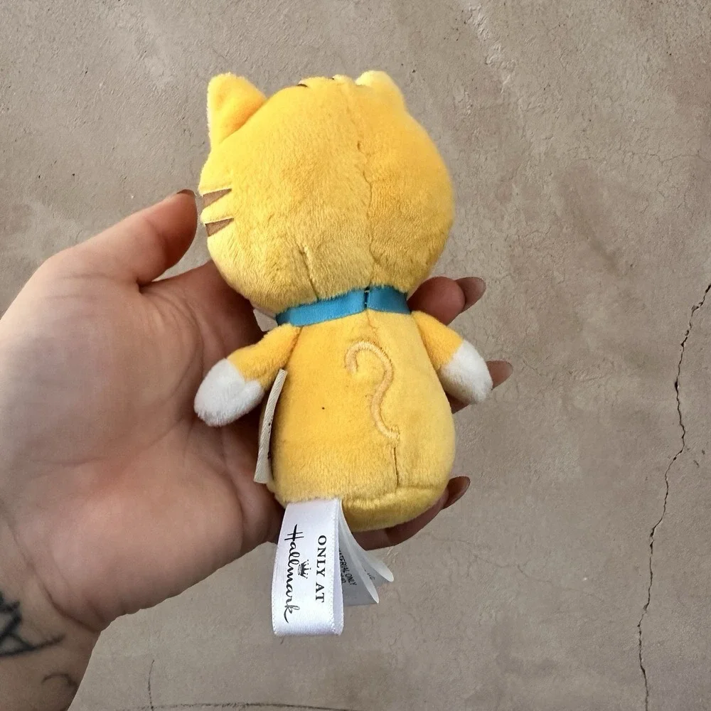 Hallmark Itty Bitty Yellow Kitten Cat Football 5